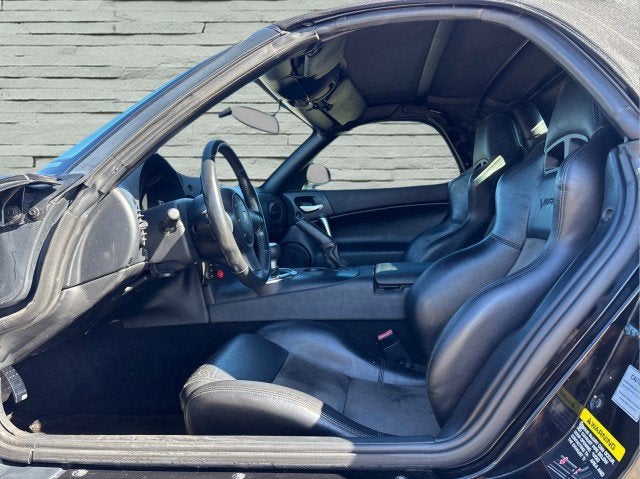 2004 Dodge Viper SRT10