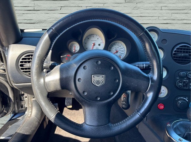 2004 Dodge Viper SRT10