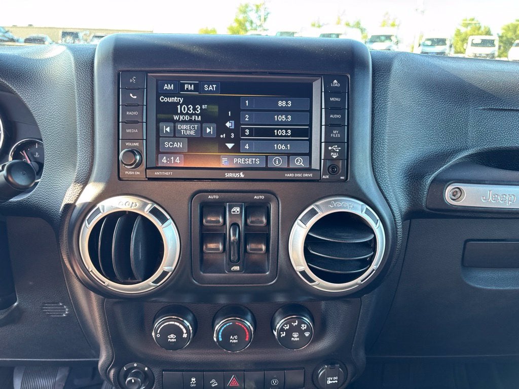 2015 Jeep Wrangler Unlimited Sahara