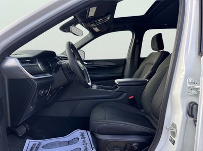 2024 Jeep Grand Cherokee Laredo X