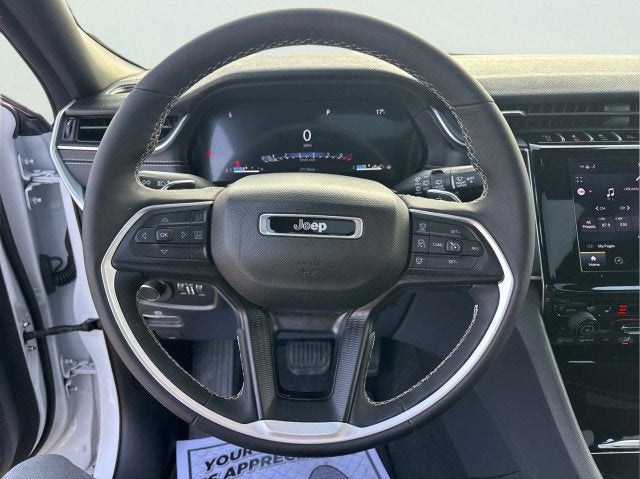 2024 Jeep Grand Cherokee Laredo X