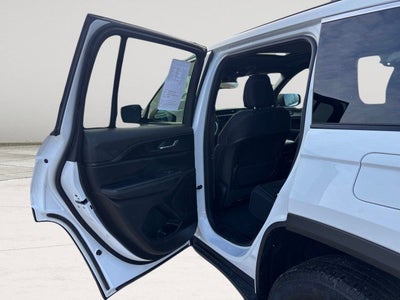 2024 Jeep Grand Cherokee Laredo X