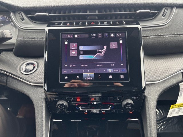 2026 Jeep Grand Cherokee Laredo X