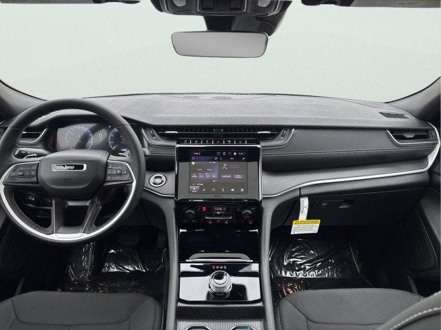 2026 Jeep Grand Cherokee Laredo X