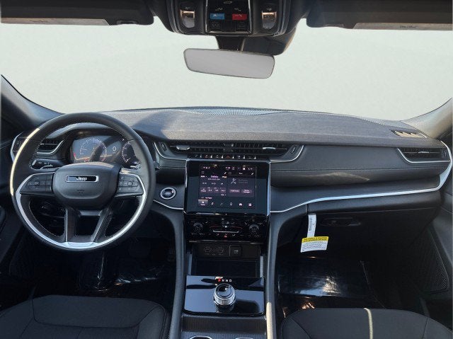 2026 Jeep Grand Cherokee Laredo X