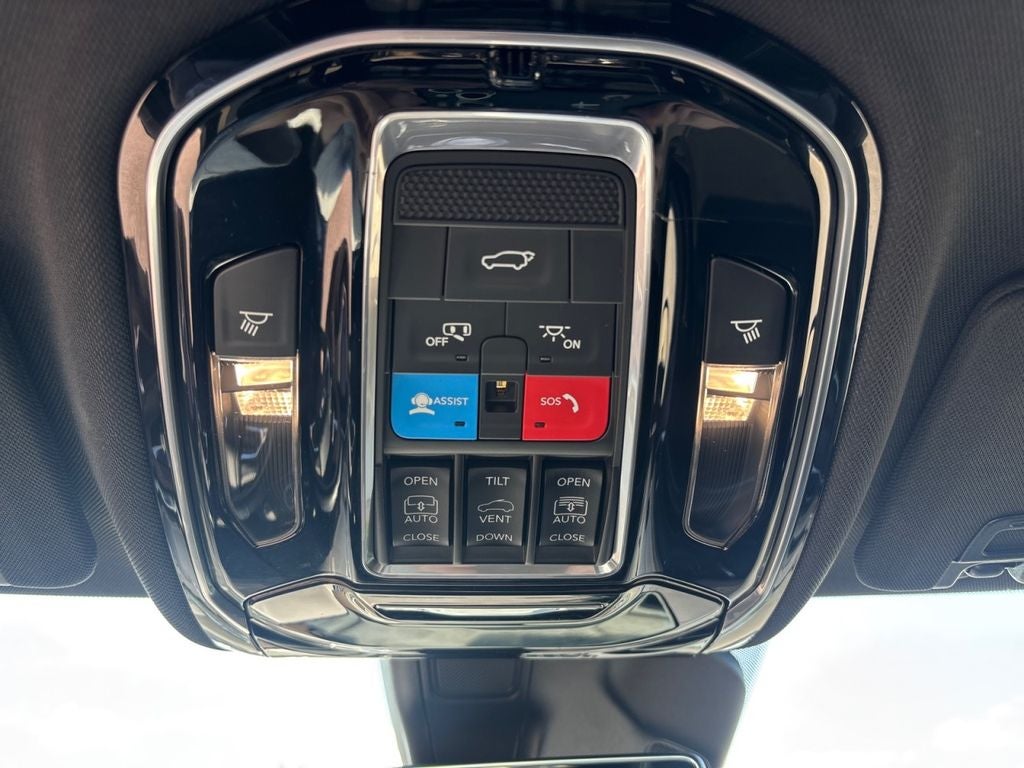 2022 Jeep Grand Cherokee Overland
