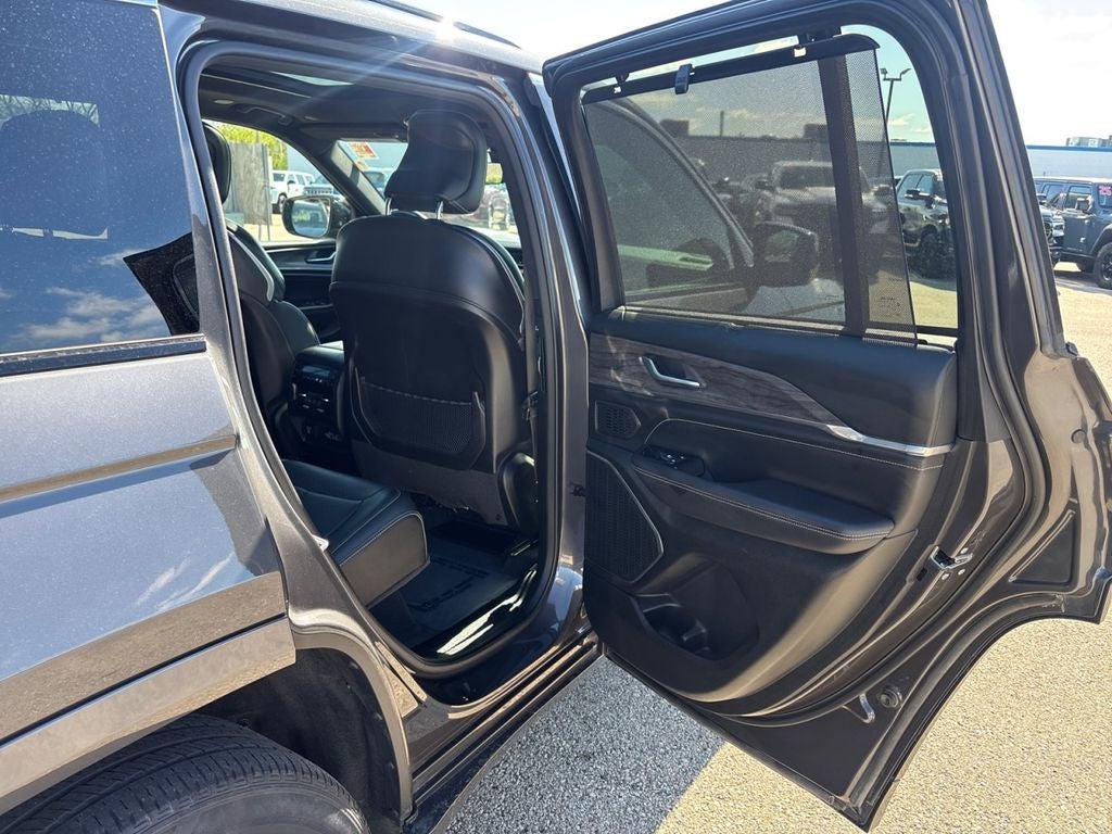 2022 Jeep Grand Cherokee Overland