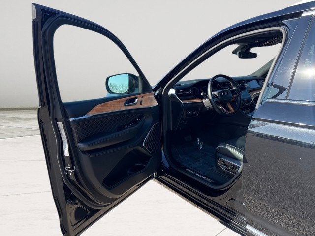 2023 Jeep Grand Cherokee Summit Reserve