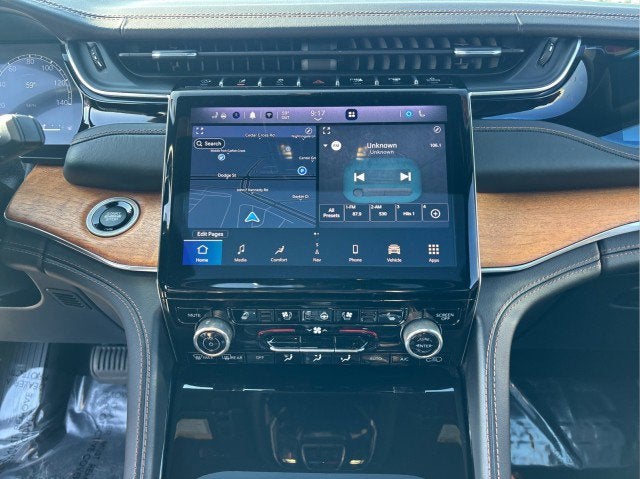 2023 Jeep Grand Cherokee Summit Reserve