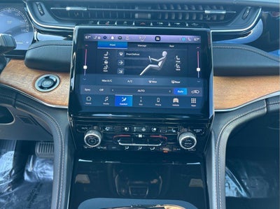 2023 Jeep Grand Cherokee Summit Reserve