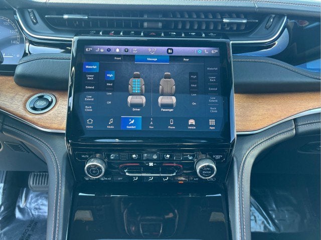 2023 Jeep Grand Cherokee Summit Reserve