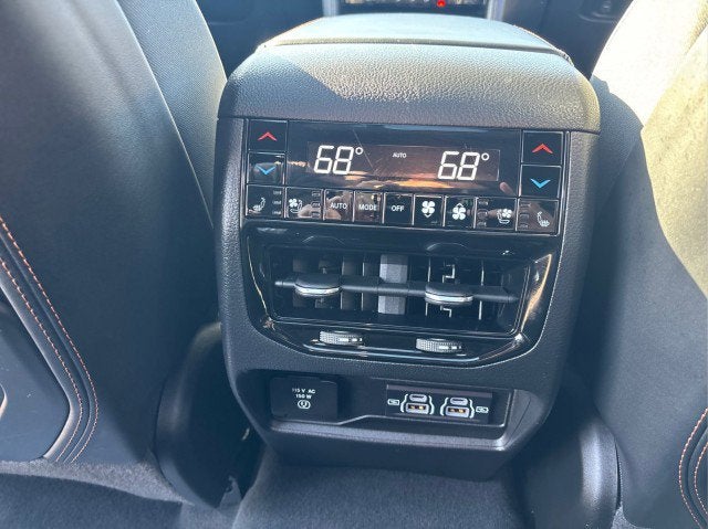 2023 Jeep Grand Cherokee Summit Reserve