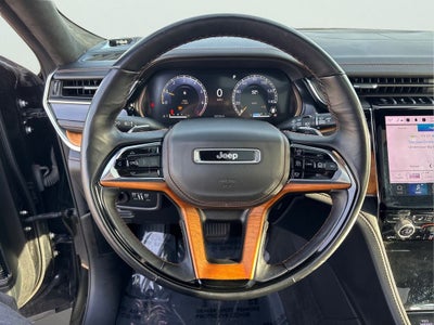 2022 Jeep Grand Cherokee Summit