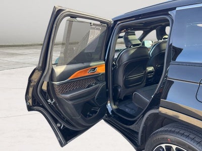 2022 Jeep Grand Cherokee Summit