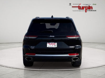 2022 Jeep Grand Cherokee Summit