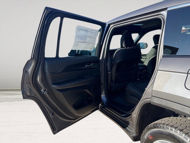 2026 Jeep Grand Cherokee L Laredo X