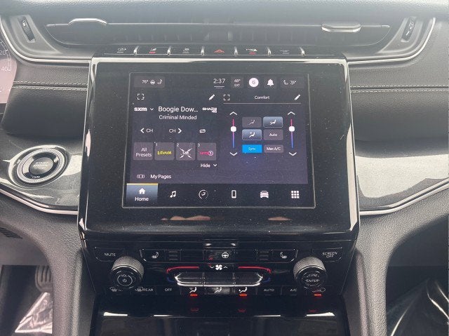 2022 Jeep Grand Cherokee L Laredo