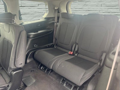 2022 Jeep Grand Cherokee L Laredo