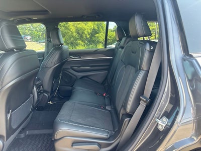 2026 Jeep Grand Cherokee L Altitude