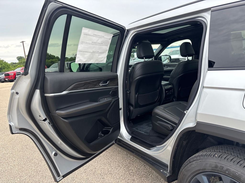 2026 Jeep Grand Cherokee L GRAND CHEROKEE L 85TH ANNIVERSARY EDITION 4X4
