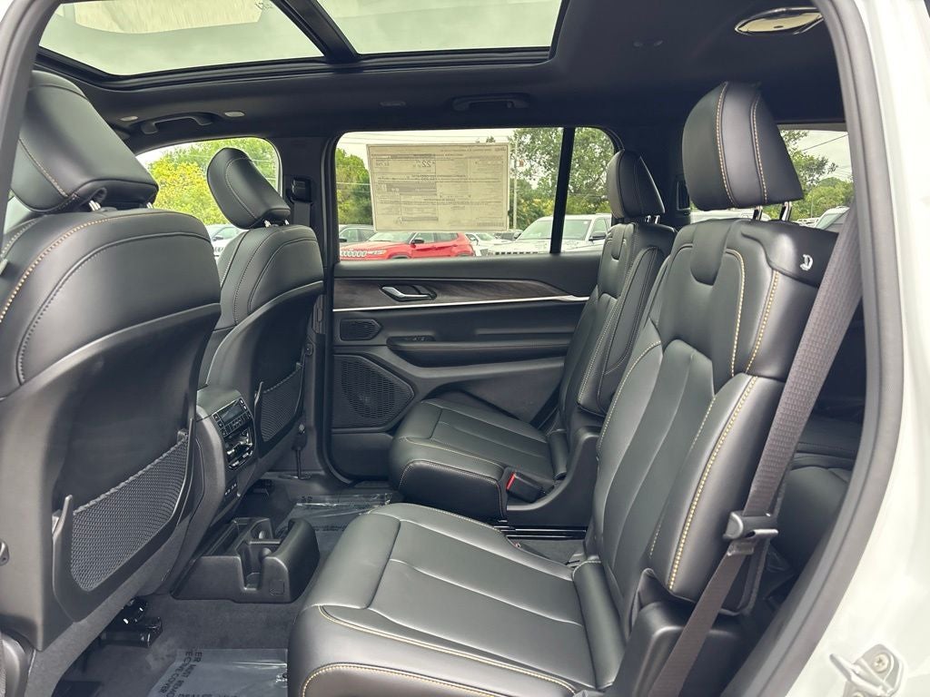 2026 Jeep Grand Cherokee L 85th Anniversary Edition