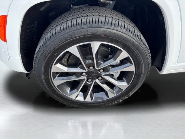 2025 Jeep Grand Cherokee L Overland