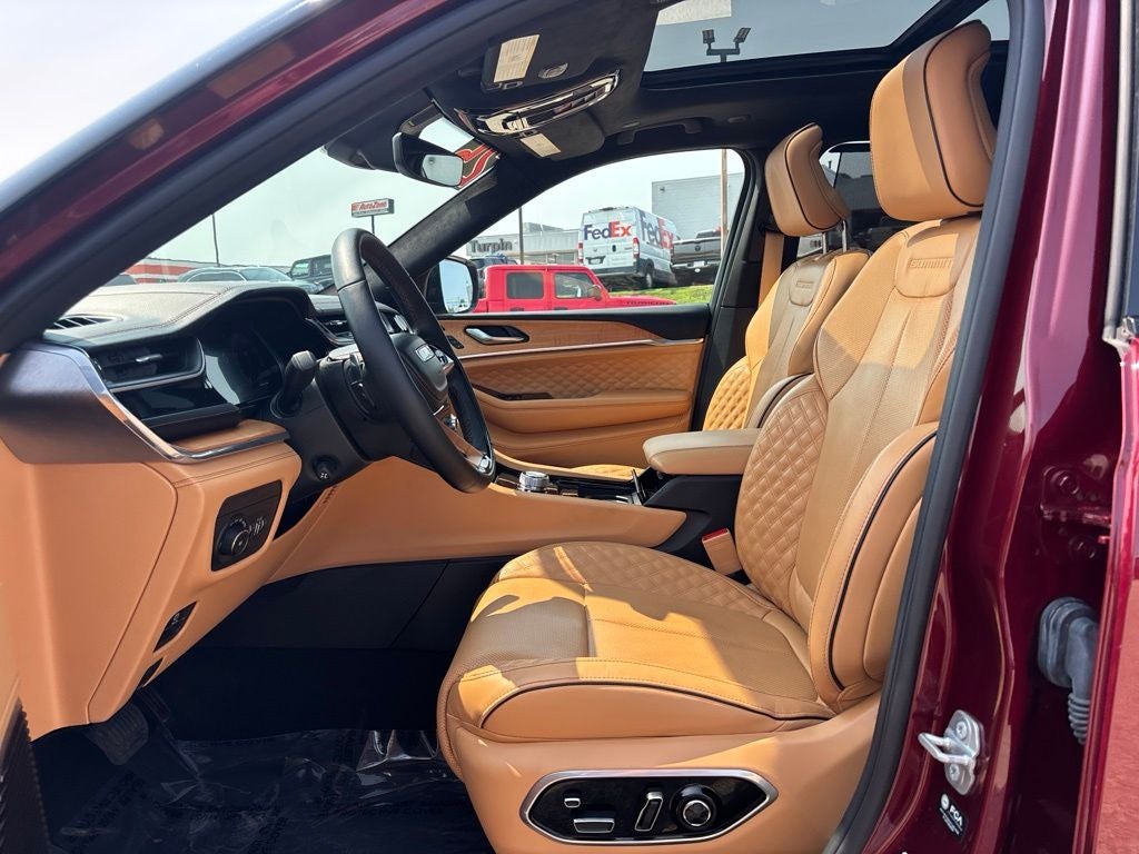 2025 Jeep Grand Cherokee L Summit