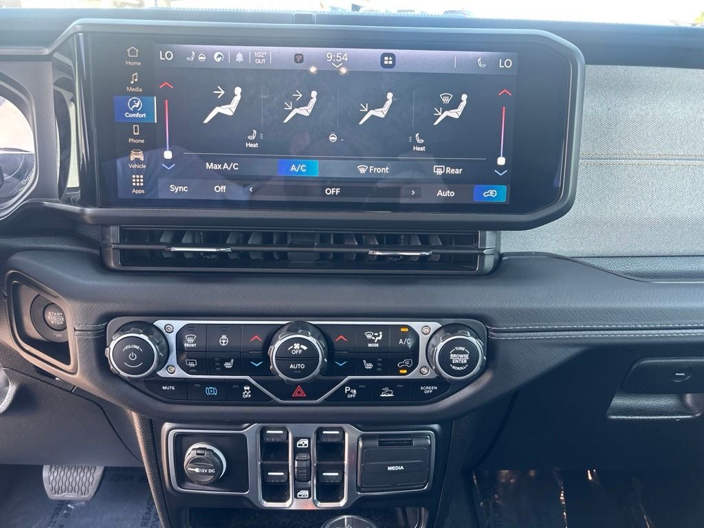 2025 Jeep Wrangler Sahara 4xe