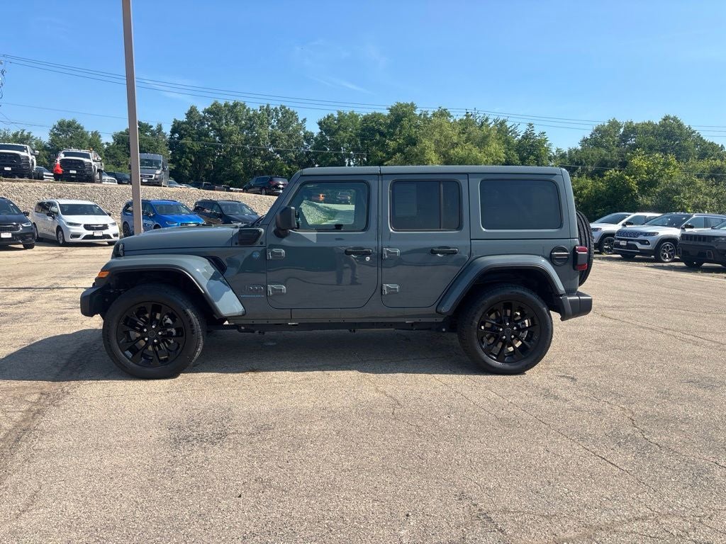 2025 Jeep Wrangler Sahara 4xe