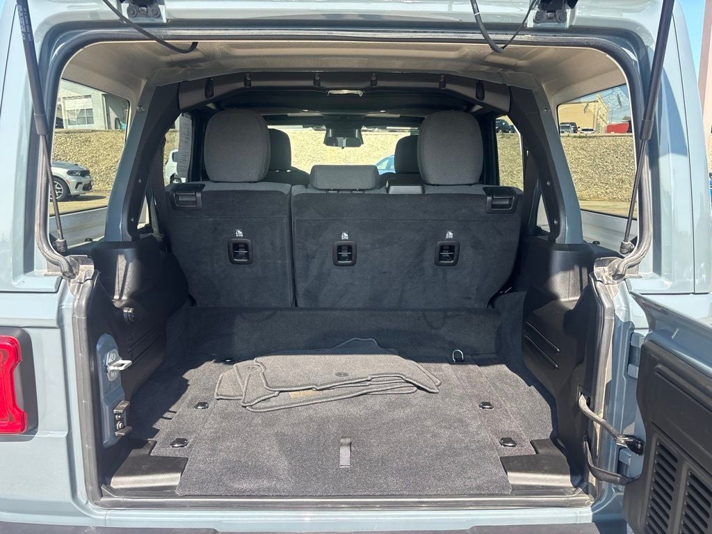2025 Jeep Wrangler Sahara 4xe