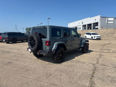 2025 Jeep Wrangler Sahara 4xe