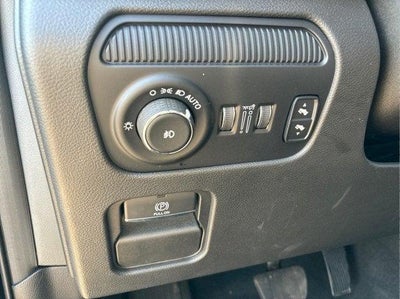 2023 Jeep Wagoneer L Base