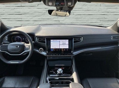 2023 Jeep Wagoneer L Base