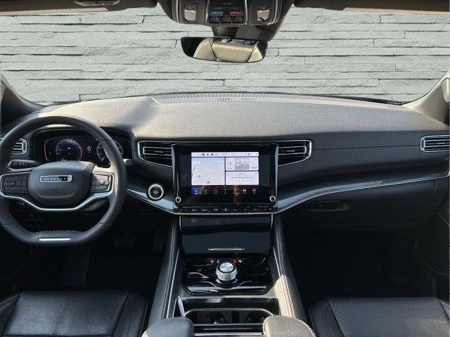 2023 Jeep Wagoneer L Base