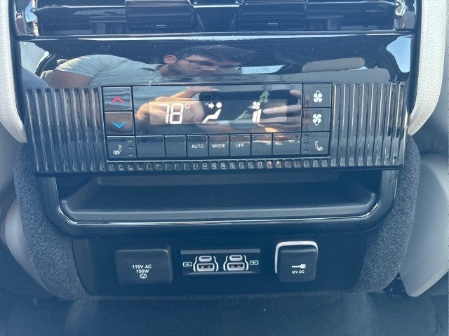 2025 Jeep Wagoneer Wagoneer