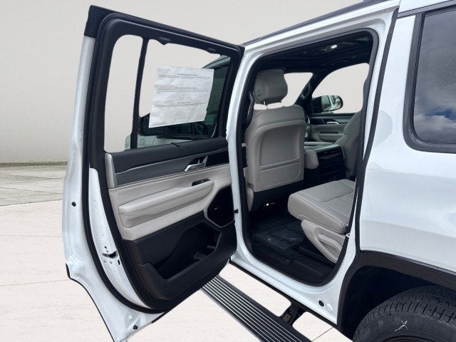 2026 Jeep Grand Wagoneer Limited Reserve