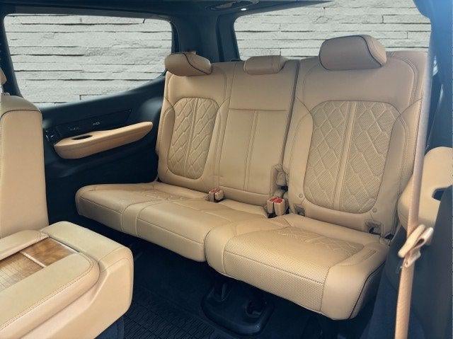 2022 Jeep Grand Wagoneer Series III