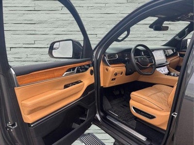 2022 Jeep Grand Wagoneer Series III