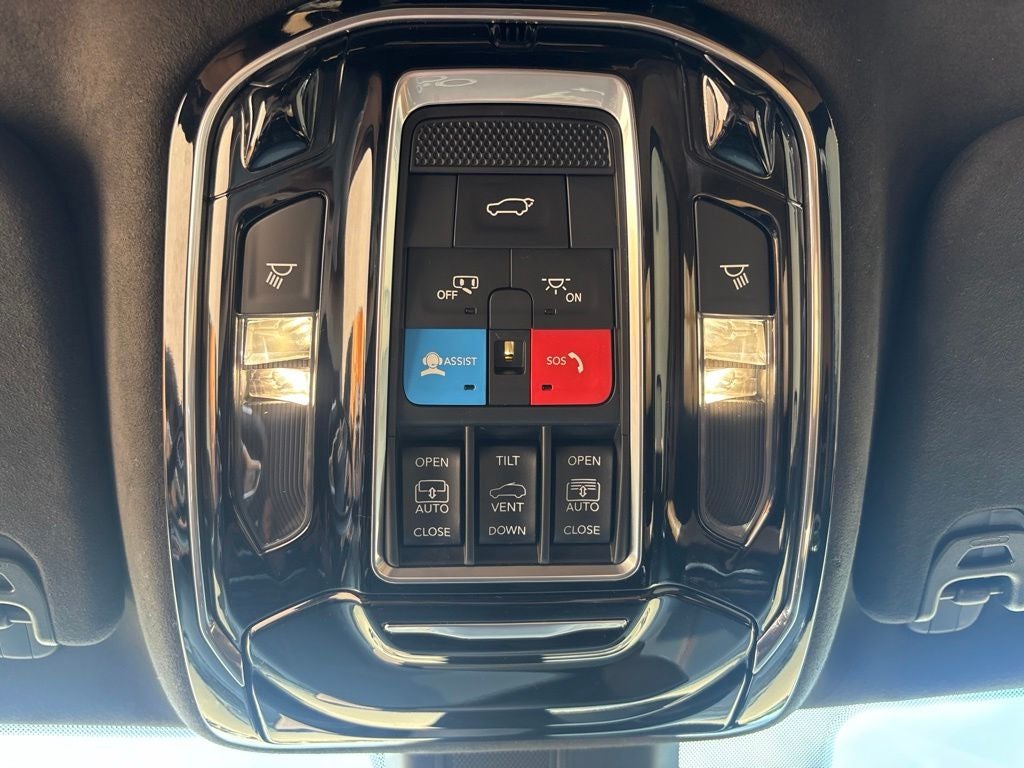 2022 Jeep Grand Wagoneer Series III