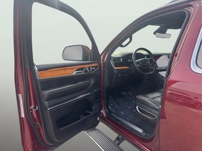 2022 Jeep Grand Wagoneer Series III