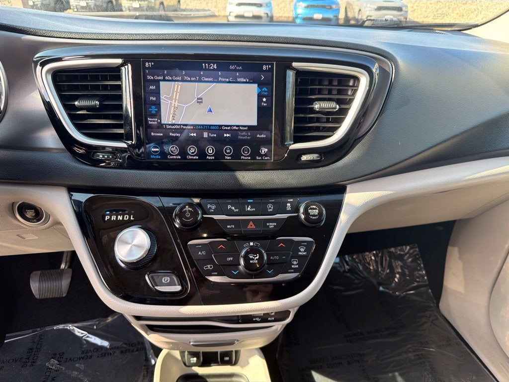2020 Chrysler Pacifica Touring L