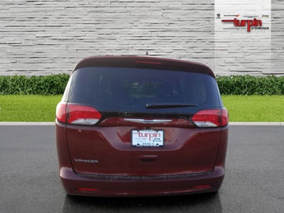 2020 Chrysler Voyager LX