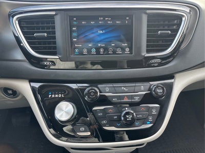 2020 Chrysler Pacifica Touring