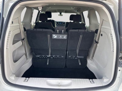 2020 Chrysler Pacifica Touring