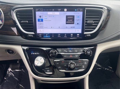 2024 Chrysler Pacifica Limited