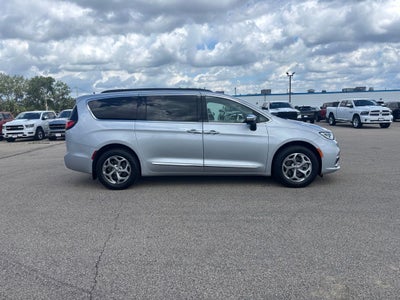 2023 Chrysler Pacifica Limited