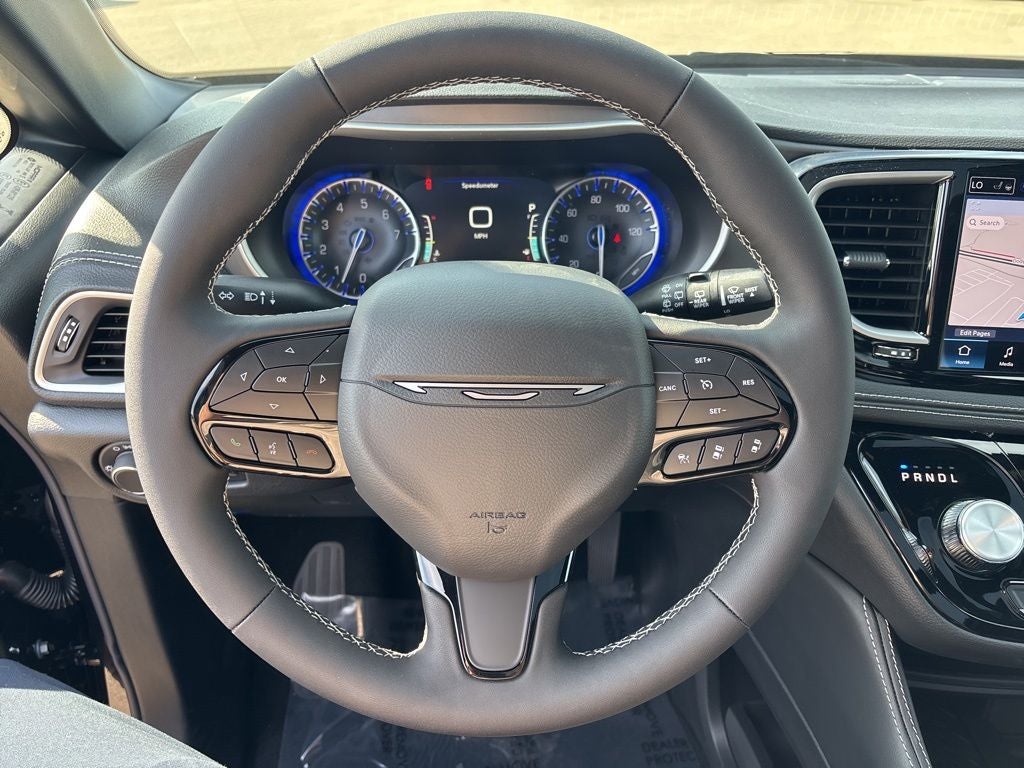 2027 Chrysler Pacifica Limited