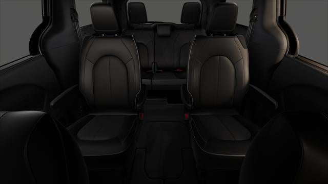 2026 Chrysler Pacifica Limited - Photo 3