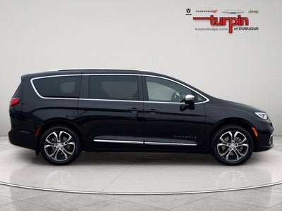 2026 Chrysler Pacifica Pinnacle