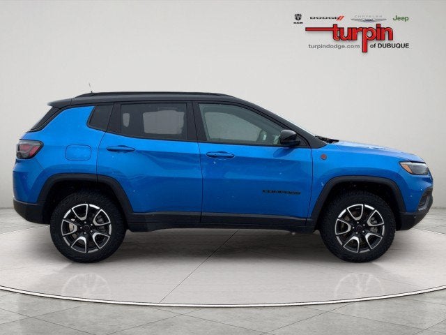 2025 Jeep Compass Trailhawk